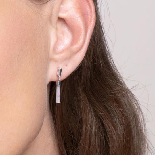 What is the difference between drop and dangle earrings vurchoo