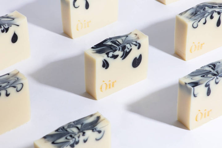 Cedarwood, clary sage, rose geranium, vetiver soap