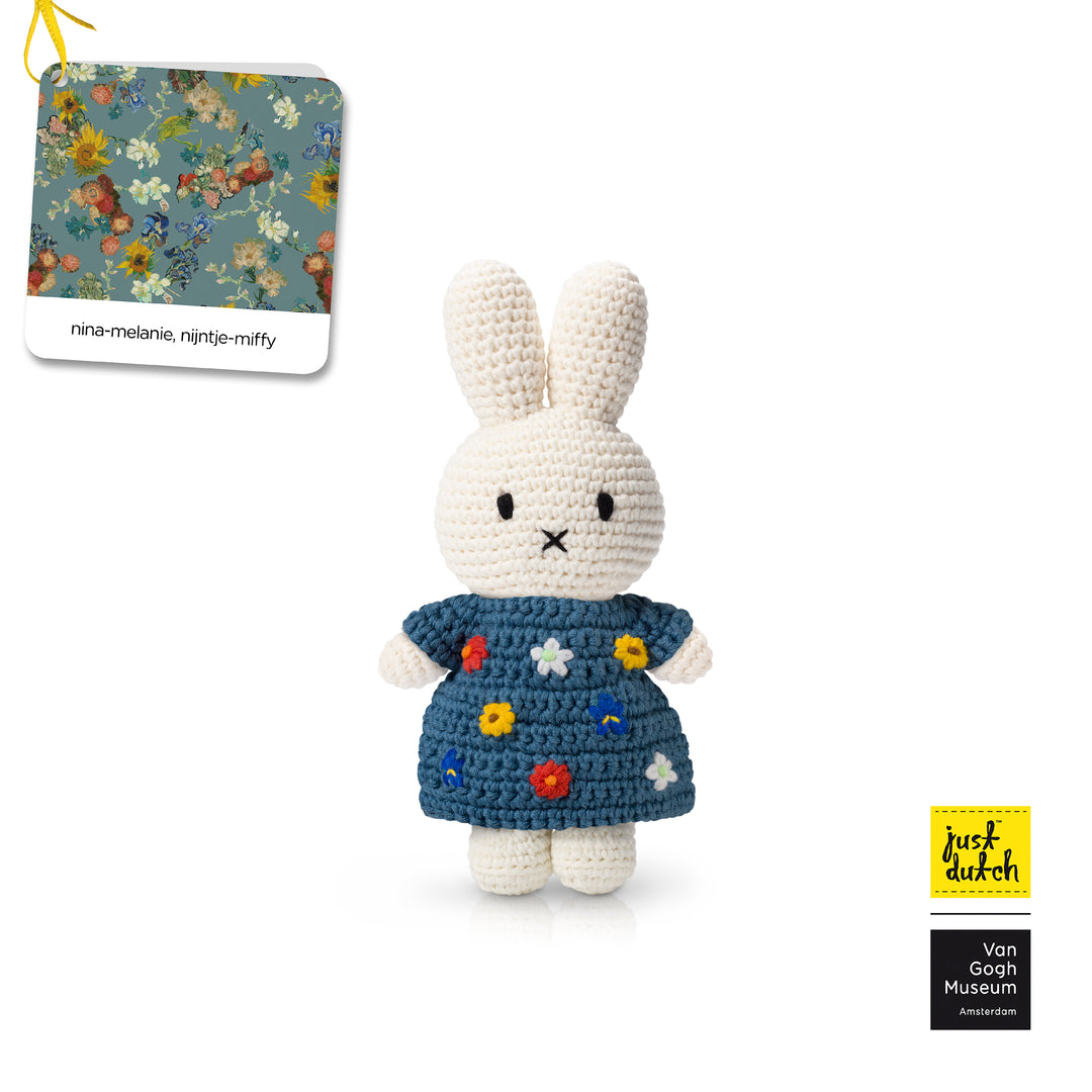 Miffy Handmade and her Vincent’s Flowers Dress