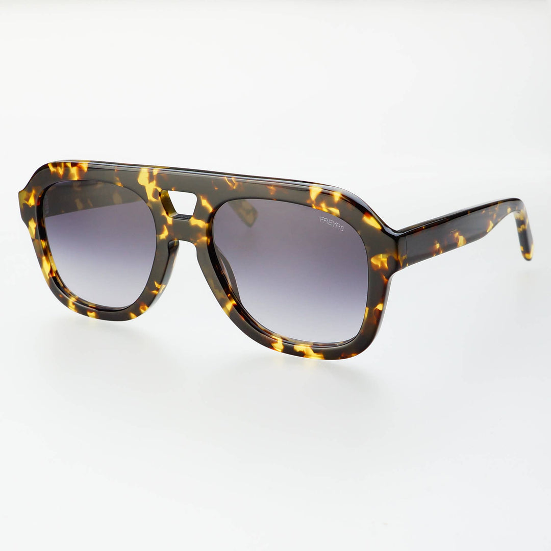 Voyager Acetate Oversized Aviator Sunglasses: Yellow tortoise