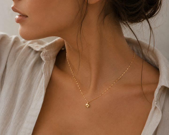 Petite Dimple gold Necklace