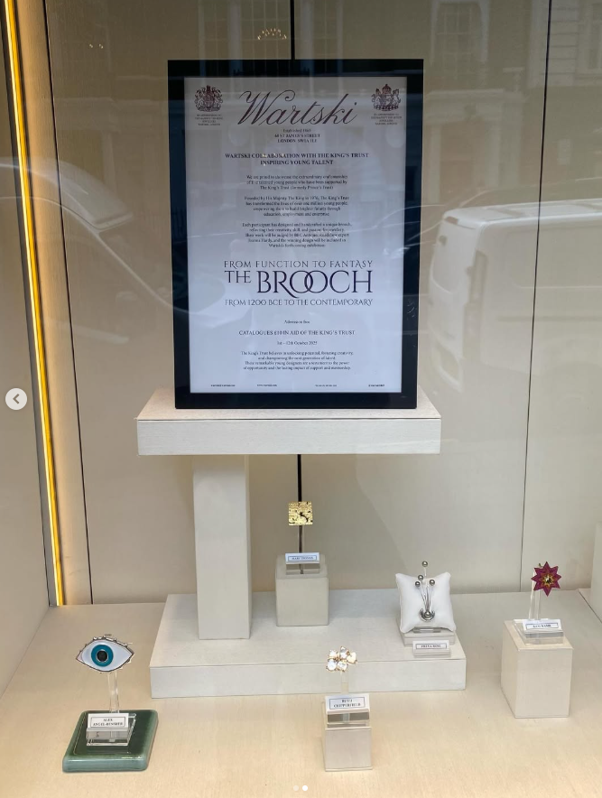 First Glance Brooch